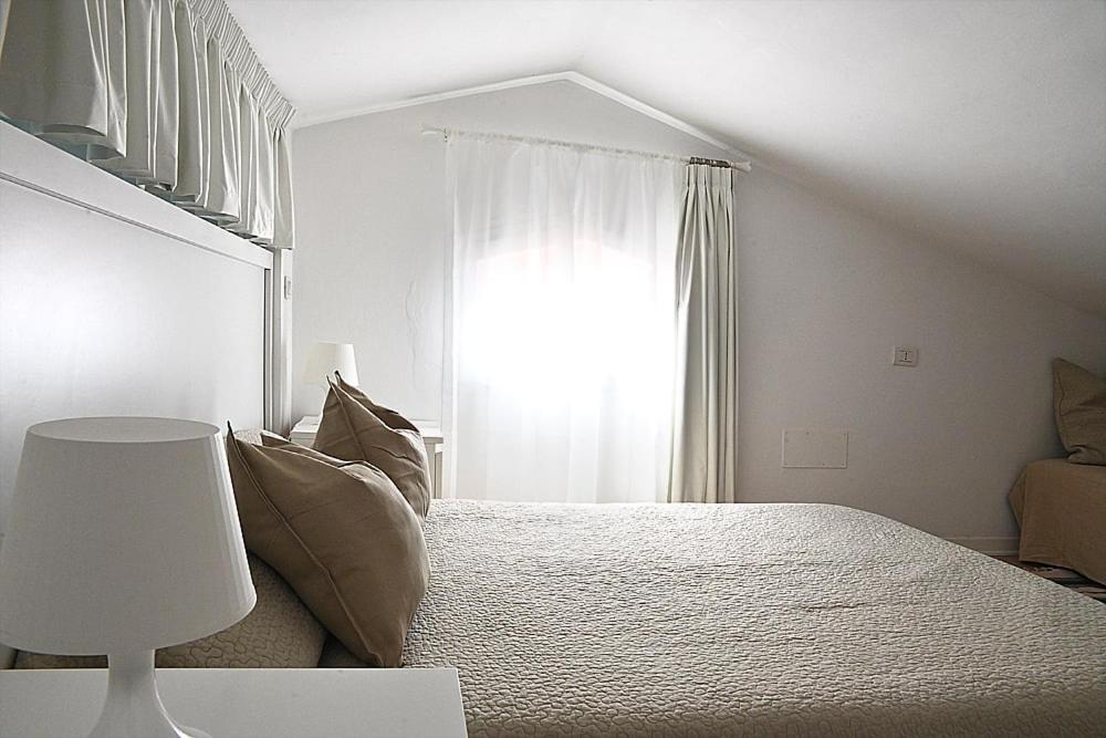 Conero Casa - Marcelli Di Numana In Via Litoranea 101 Sul Mare Vista Spiaggia Con Parcheggio Esclusivo Екстер'єр фото