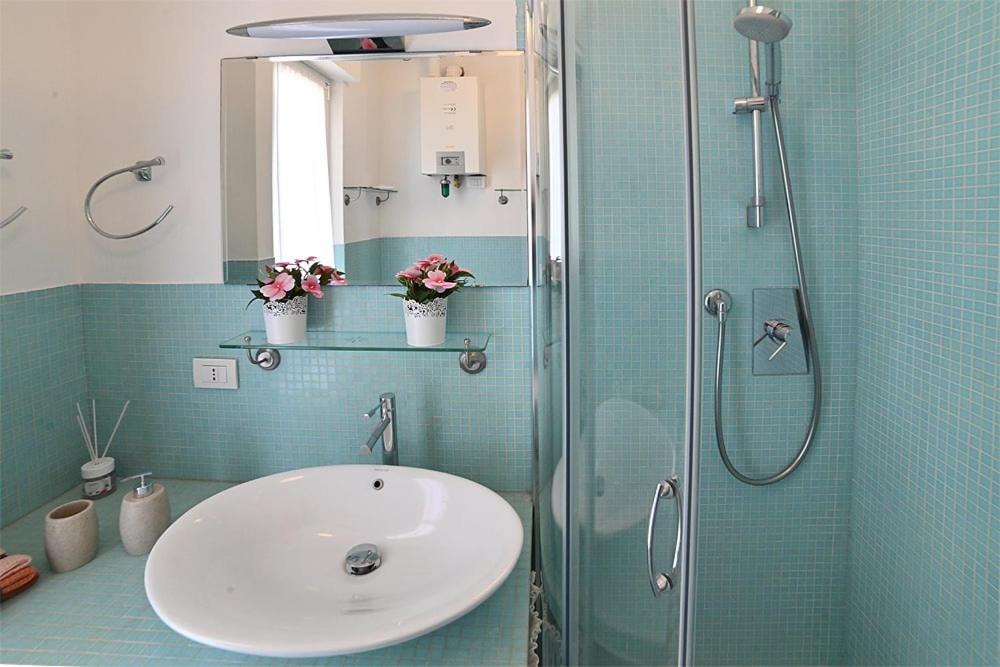 Conero Casa - Marcelli Di Numana In Via Litoranea 101 Sul Mare Vista Spiaggia Con Parcheggio Esclusivo Екстер'єр фото